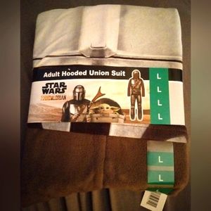 Disney starwars Mandalorian Adult hooded union suit Nwt size L